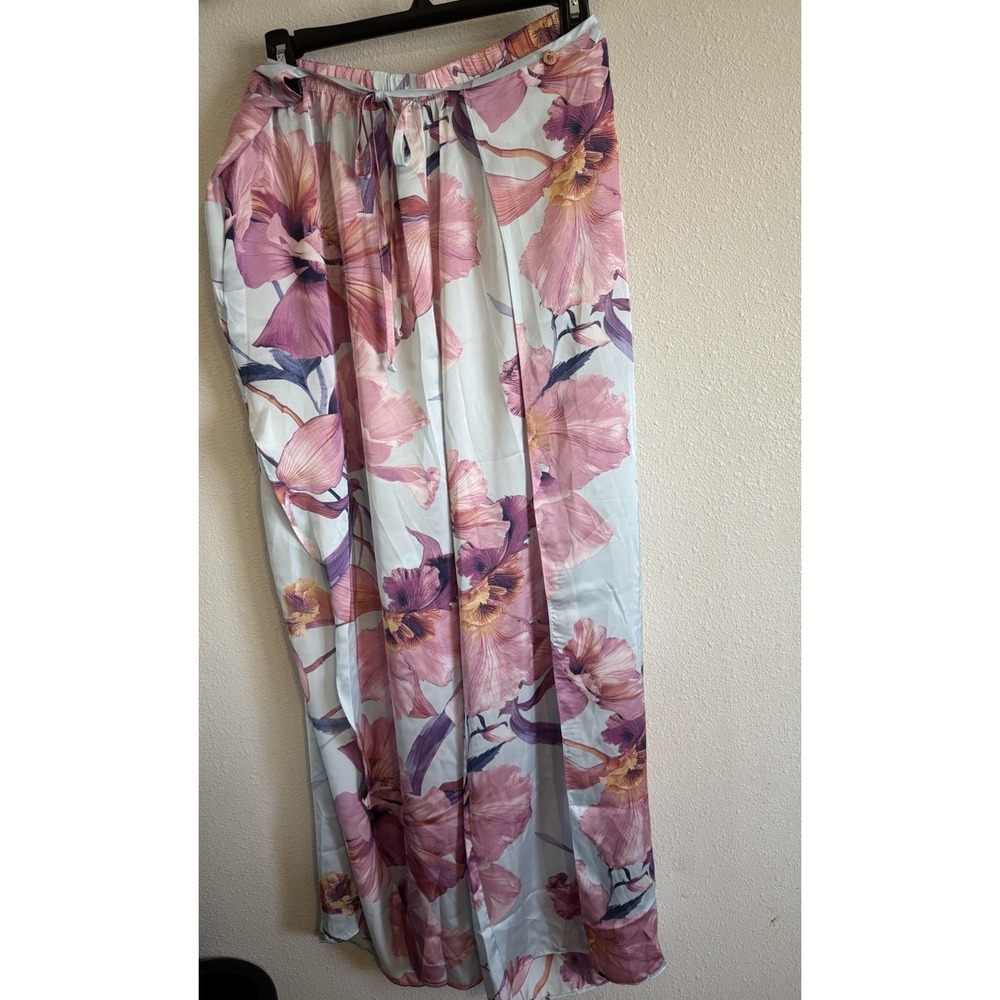 Midnight Bakery 2 Pc Pajama Set M Satin Cami Top Wide/Open Side Pants NWT - Picture 5 of 11